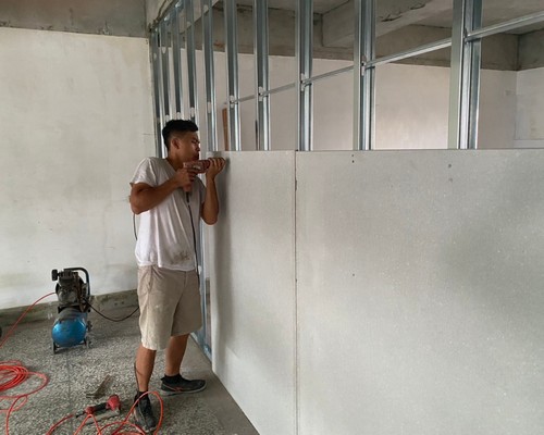 台中辦公室輕鋼架, 台中輕鋼架隔間, 台中輕鋼架天花板施工, 台中輕鋼架天花板安裝, 台中輕隔間安裝, 